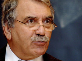 Özdemir Özok'a <b>kötü haber</b>