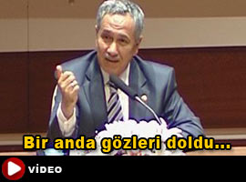 Arınç'ın gözünü yaşartan olay - İZLE