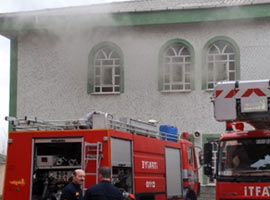 İstanbul'da 5 camide şüpheli yangın