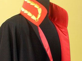 Hakime hanım lütfen özür dileyin!