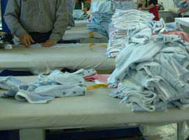 Fabrikayı maille kurdu, Benin'i giydirecek