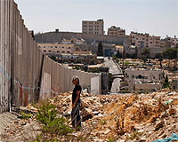 İsrail 'duvar'a duvar denilmesine kızdı  
