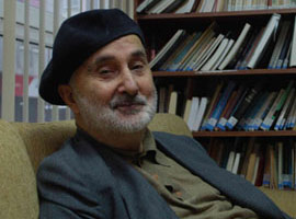 Hekimoğlu İsmail  dua bekliyor