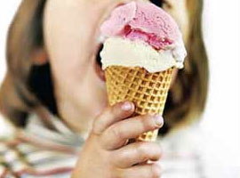 Sadece bir külah dondurma için...