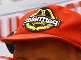 Yılda 1.2 milyon Euro kazanan şapka