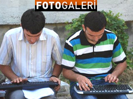 Her şey Katiplik için !.. - Foto