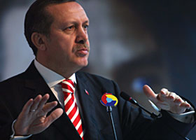 Erdoğan grupta konuşuyor