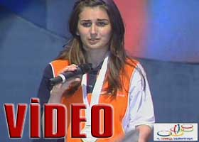 Bosnalı kızdan hüzün seli - Video