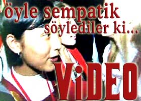 Kuliste heyecan başkaydı - Video