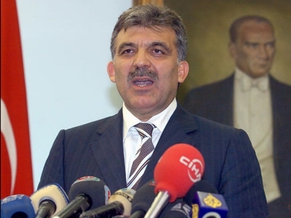 Abdullah Gül  Tahran'a gitti