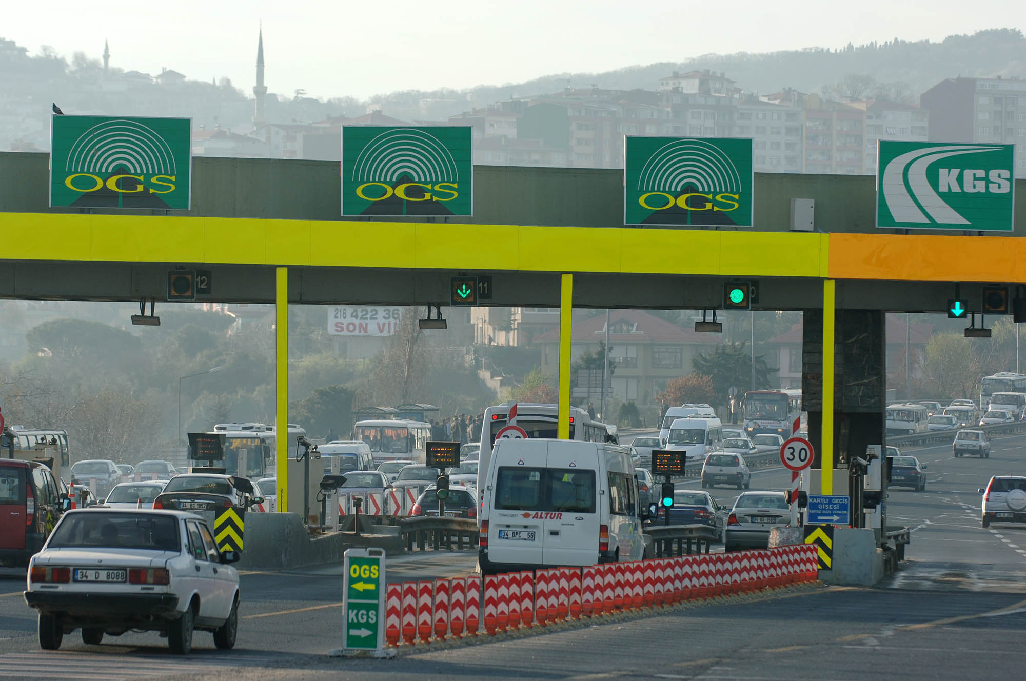 Köprü trafiğine bahane çok