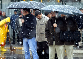 Diyarbakır'da kar, Bursa'da lodos