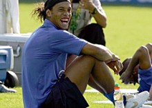 Ronaldinho suskunluğunu bozdu