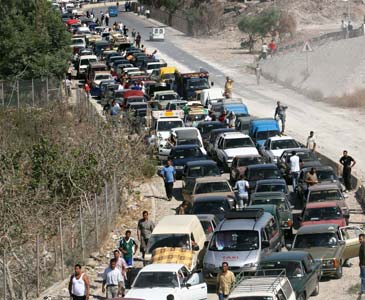 Eve dönüş yolu tıkandı