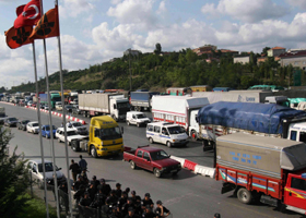 İstanbul'da eylem, trafiği felç etti