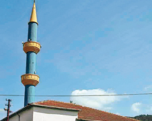 Fanatizm minareye çıktı!