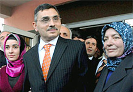 Akif Gülle taburcu oldu