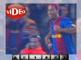 Ronaldinho böyle istedi - Video
