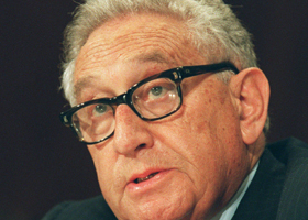 Kissinger: Irak'ta zafer imkansız