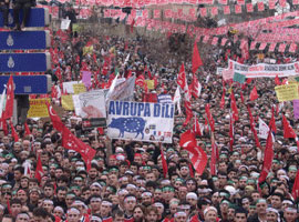 Miting sebebiyle yollar kapalı