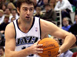 Okur, Utah Jazz'ı ipten aldı