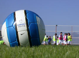 FIFA Türk Futboluna el koydu 