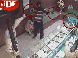 Böylesi ancak filmlerde olur - Video