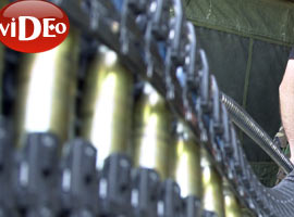 ABD pilotu yanlışlıkla böyle vurdu - Video