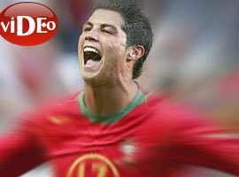 Manchester'ı Ronaldo kurtardı - Video
