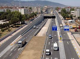 Geniş yollar trafiği bitirmiyormuş