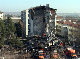 Bin 300 bomba kazan var