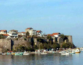 Amasra’da deniz çekildi