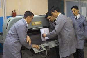 Mesleki eğitime neşter