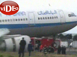 İstanbul'da pistten çıkan UÇAK-Video