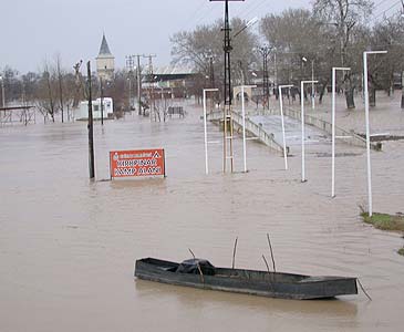 Arda Nehri yükseliyor 