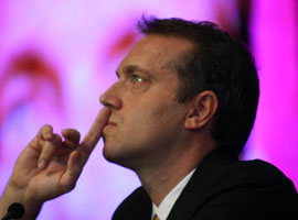 Cem Uzan'a maç şoku