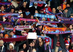 Kayseri'de 3 puan Trabzon'un...