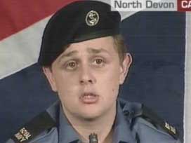 İngiliz askerleri ağız değiştirdi