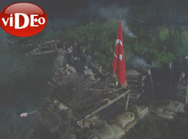 Evlendiği gün savaşa gitti - Video