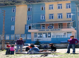 Miting değil deprem İPTALİ 