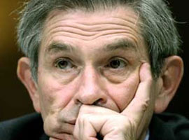Wolfowitz koltuğu sallanıyor