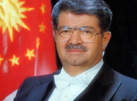 Sezer'i dinledikçe Özal'ı hatırlamak 