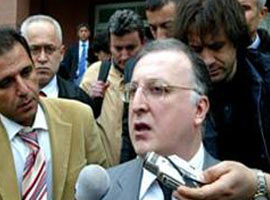 Kiliseler Birliği, yangına körükle gitti