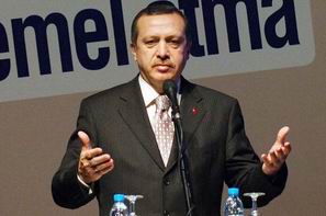 Erdoğan: Tuzaklara düşmeyeceğiz  