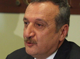 Ağar siyaseti ne zaman bırakacak?