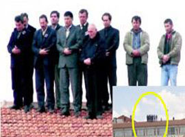 Neden çatıda namaz kıldılar?
