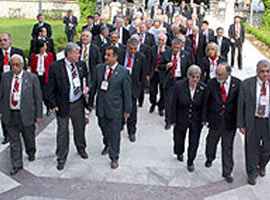 Bildiri, Rektörleri mutlu etti