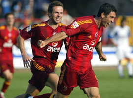 Hakan Şükür'e sürpriz talip 