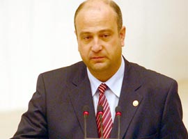 Ak Parti'de beklenen istifa 