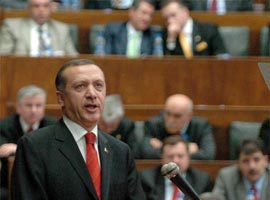 AK Parti grup toplantısı ertelendi